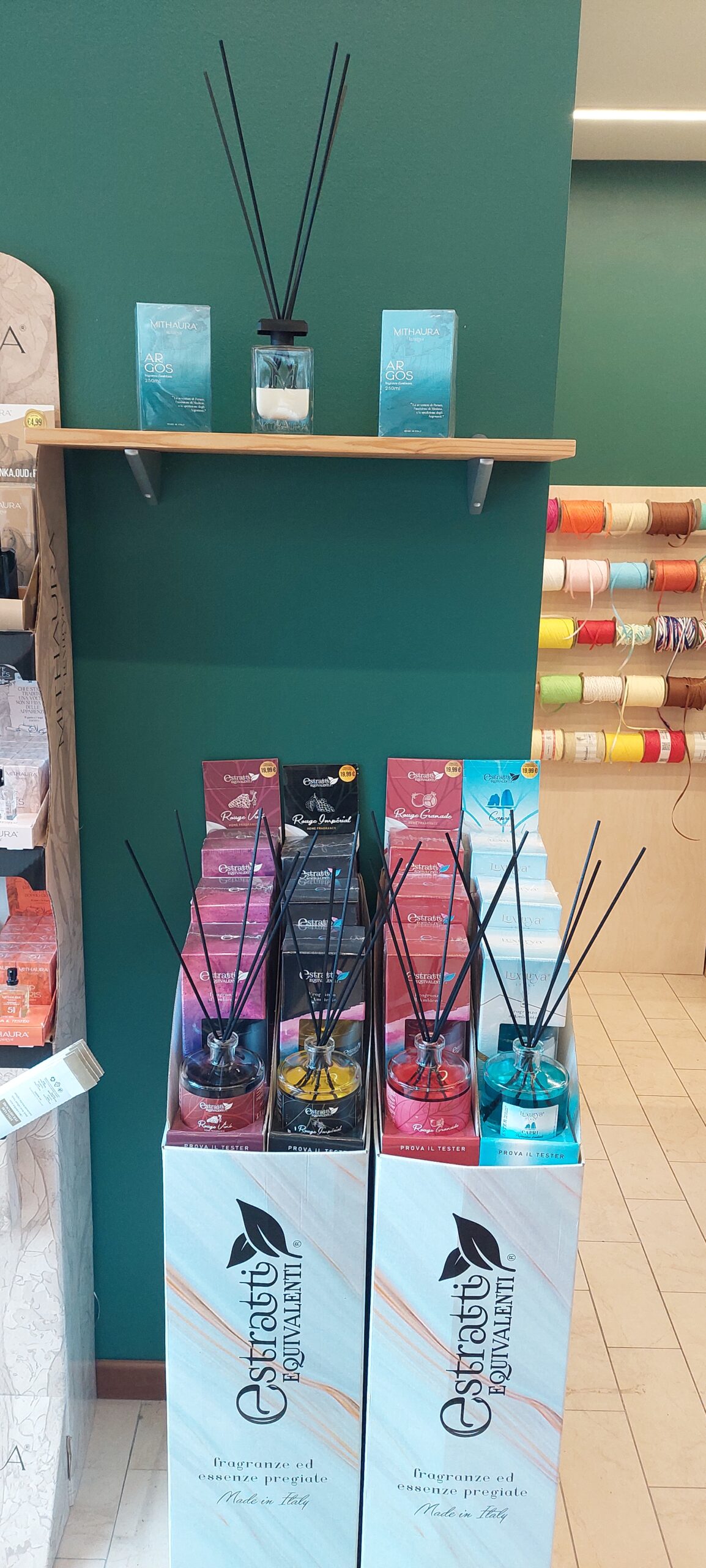 orchidee e rose bianche composizione orchidee e rose bianche composizione