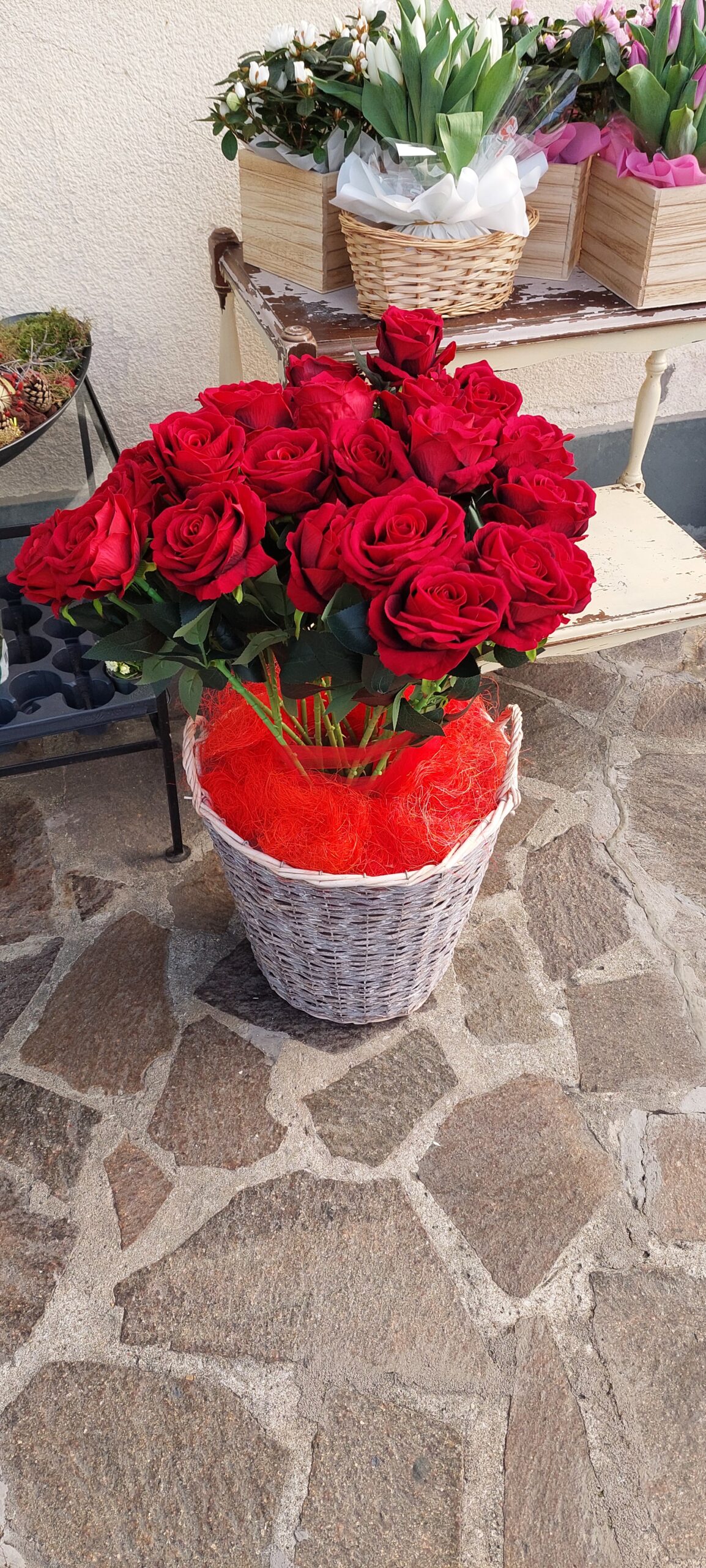 tulipani e crisantemi composizione tulipani e crisantemi composizione