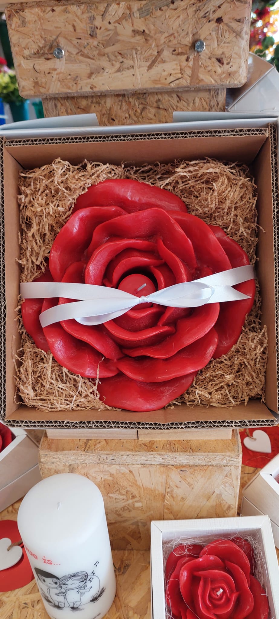 rose gialle e stelle alpine composizione rose gialle e stelle alpine composizione